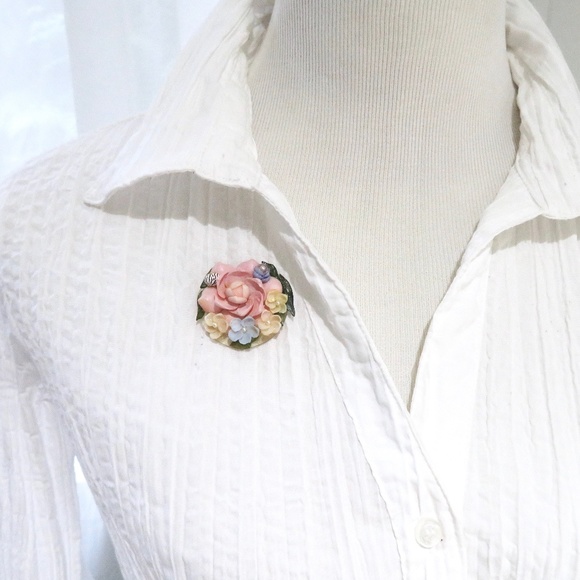 Real Shell Flower Brooch, Floral Pin, Mid-Century - Picture 2 of 8